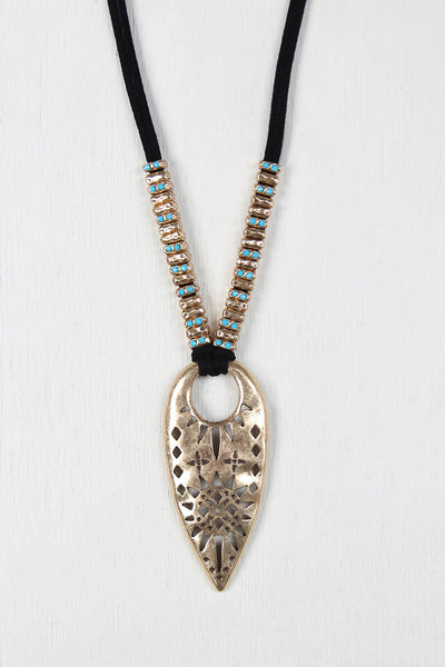 Decorative Arrow Pendant Necklace Set